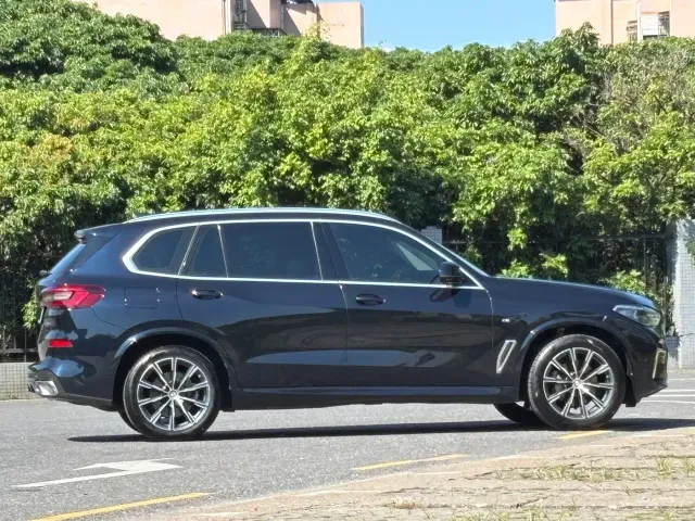 BMW X5 — Фото автомобиля 17