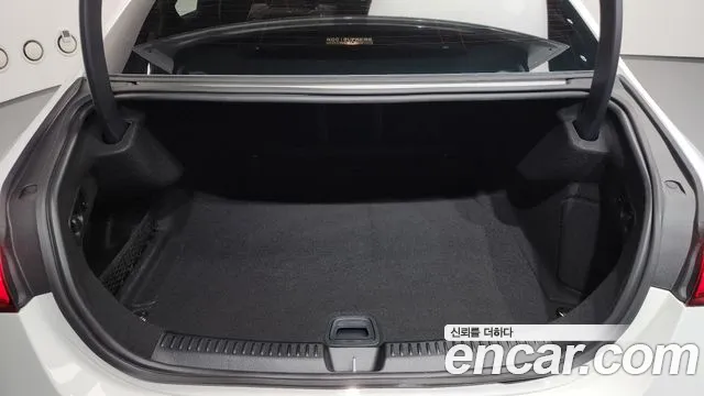 Mercedes-Benz E-Class W214 — Фото автомобиля 27