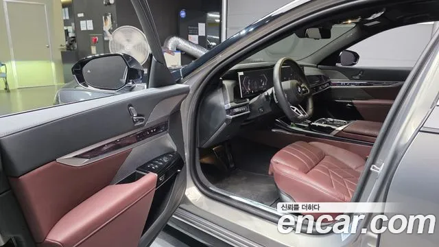 BMW 7-Series — Фото автомобиля 10
