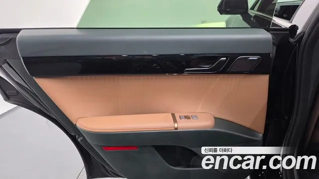 Hyundai Grandeur GN7 — Фото автомобиля 14