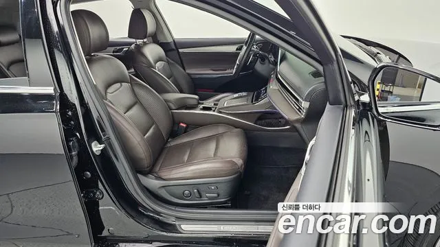 Hyundai Grandeur Новый Grandeur IG — Фото автомобиля 10