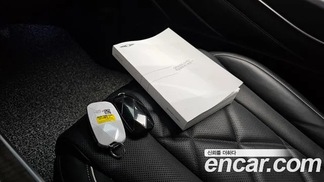 Genesis GV80 — Фото автомобиля 29