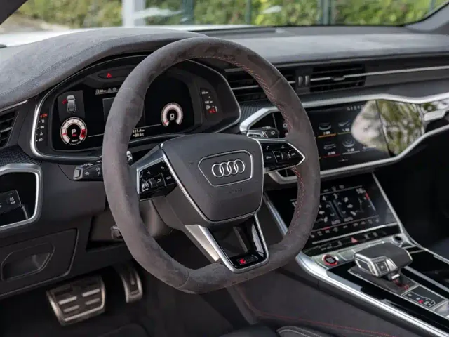 Audi RS 6 — Фото автомобиля 9