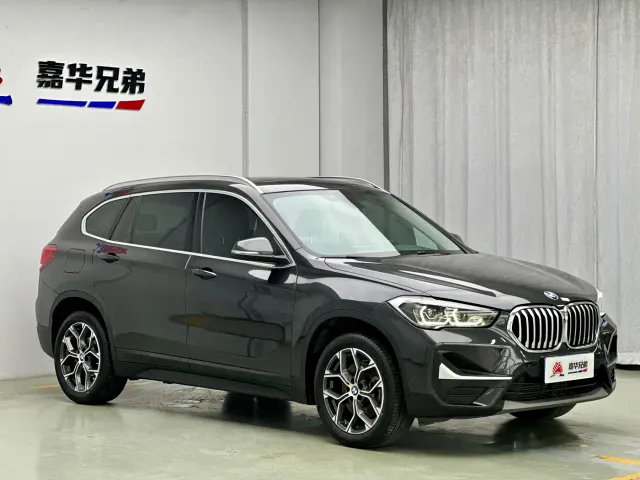 BMW X1 — Фото автомобиля 4