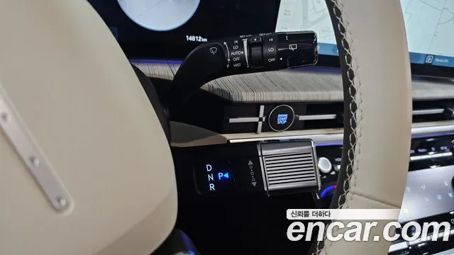 Hyundai Santa Fe MX5 — Фото автомобиля 11
