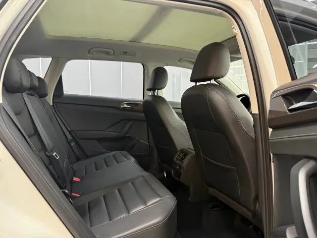 Volkswagen Tharu — Фото автомобиля 8