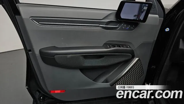 Kia EV9 Long Range 4WD — Фото автомобиля 6