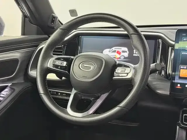 GAC Trumpchi GS8 — Фото автомобиля 16