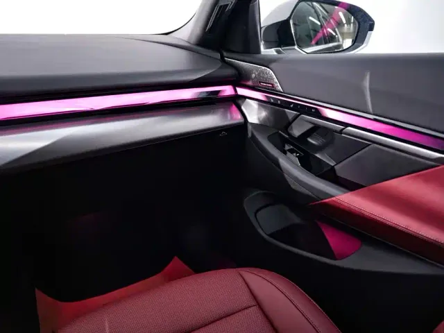 BMW 5 Series — Фото автомобиля 28