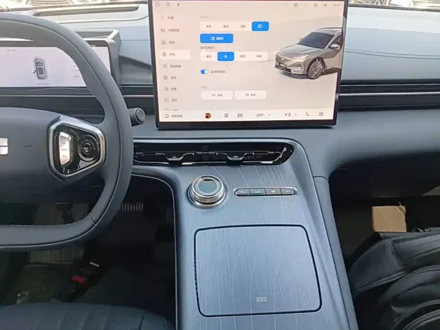 Geely Galaxy E5 — Фото автомобиля 12