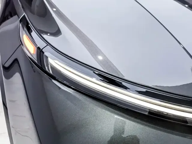 Li Auto Li Xiang L9 2025 Ultra Smart Renewal Edition — Фото автомобиля 11