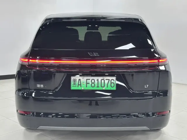 Li Auto L7 — Фото автомобиля 6