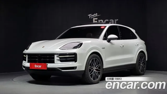 Фотография автомобиля — Porsche Cayenne PO536
