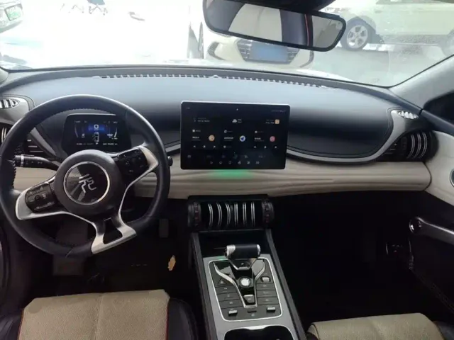 BYD Yuan PLUS — Фото автомобиля 9