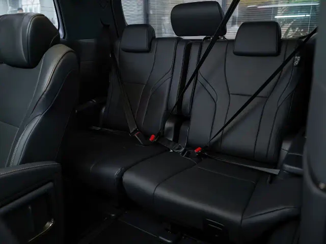 Toyota Alphard — Фото автомобиля 7