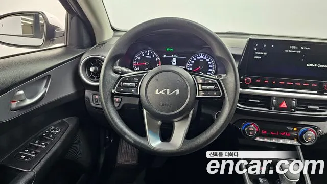 Kia K3 Generation 2 — Фото автомобиля 13