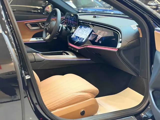 Mercedes-Benz E-Class — Фото автомобиля 15