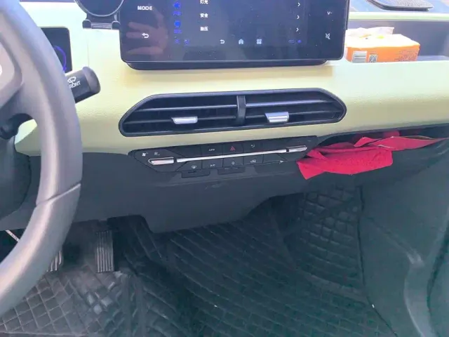 Geely Panda — Фото автомобиля 16