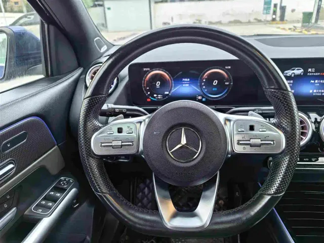 Mercedes-Benz EQA — Фото автомобиля 16