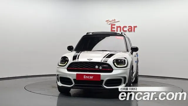 Mini Countryman — Фото автомобиля 3