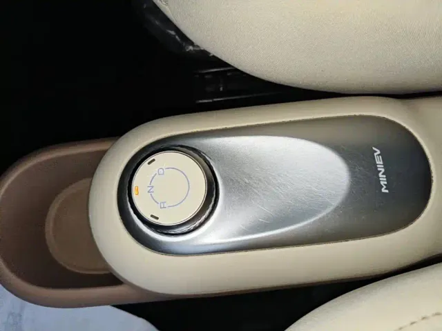 Wuling Hongguang Mini EV — Фото автомобиля 13