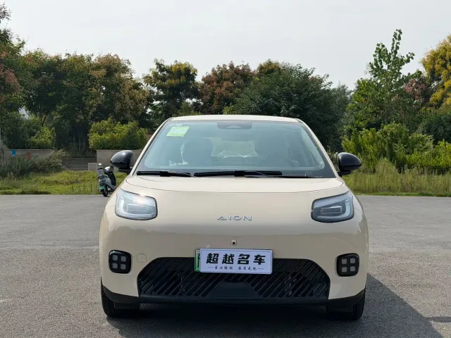 GAC Aion UT — Фото автомобиля 2