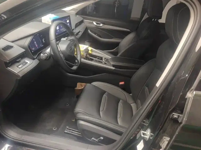Geely Xingrui — Фото автомобиля 12