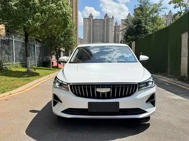 Geely Emgrand — Фото автомобиля 2