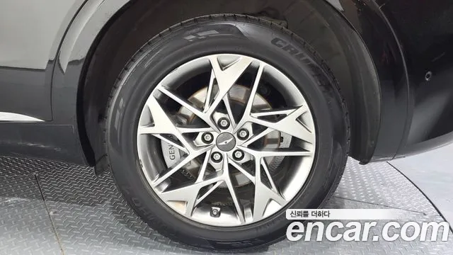 Genesis GV70 — Фото автомобиля 21