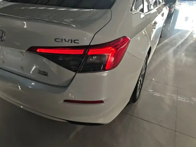 Honda Civic — Фото автомобиля 7
