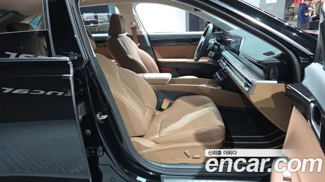 Hyundai Grandeur GN7 — Фото автомобиля 18