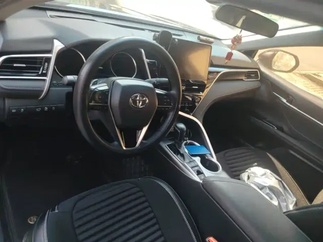Toyota Camry — Фото автомобиля 12