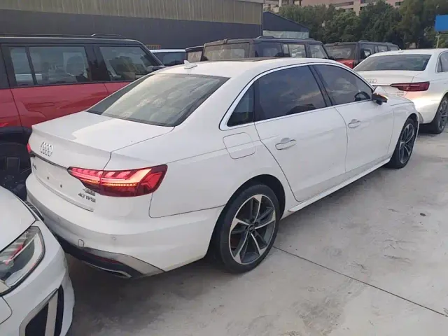 Audi A4L — Фото автомобиля 6