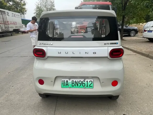 Wuling Hongguang Mini EV — Фото автомобиля 8