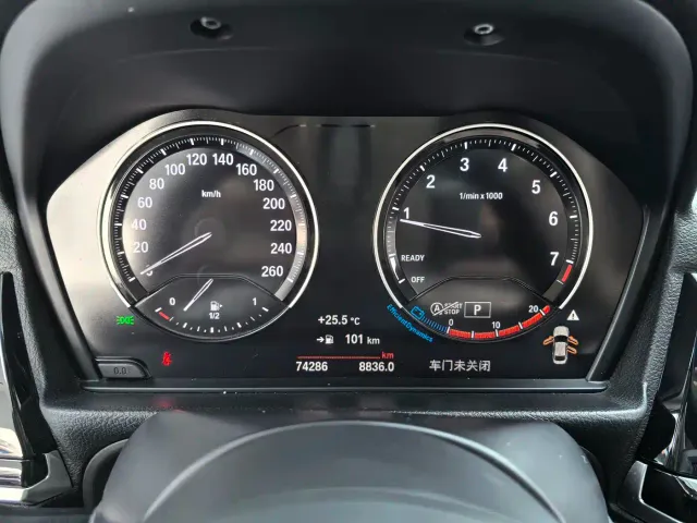 BMW 1 Series — Фото автомобиля 9