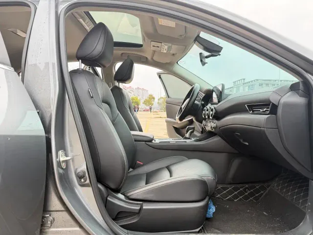 Nissan Sylphy — Фото автомобиля 6