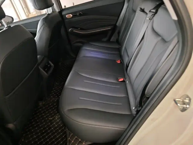Baojun Yunhai — Фото автомобиля 16