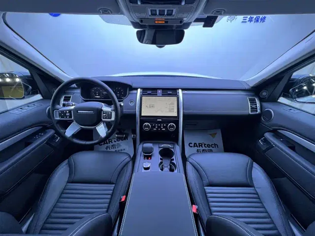 Land Rover Discovery — Фото автомобиля 10