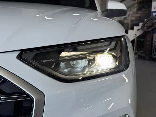 Audi Q5L — Фото автомобиля 11