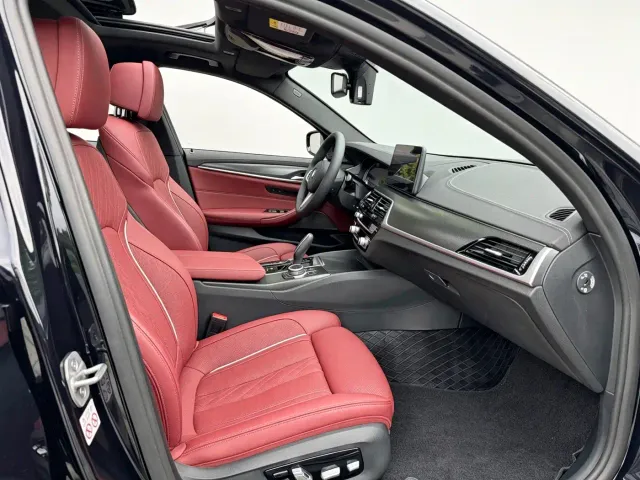 BMW 5 Series — Фото автомобиля 7