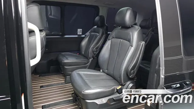 Hyundai Staria Staria L3.5 Lounge 9 мест — Фото автомобиля 25