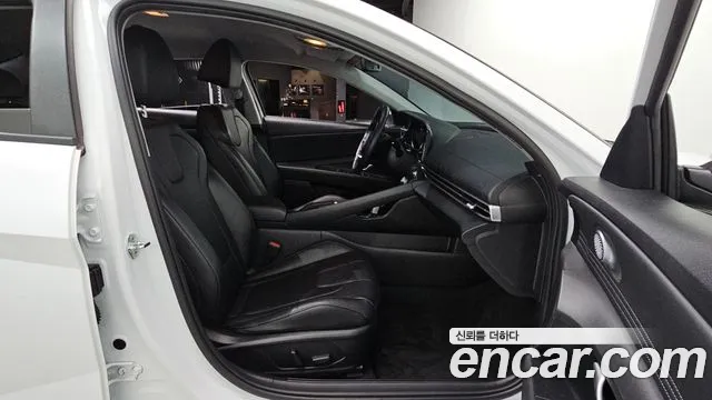 Hyundai Avante — Фото автомобиля 12