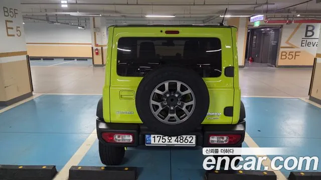 Suzuki Jimny — Фото автомобиля 4