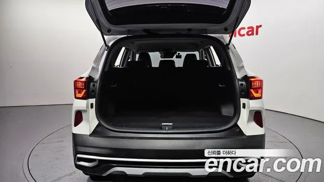 Kia Seltos Seltos Бензин 1.6 турбо 2WD — Фото автомобиля 17