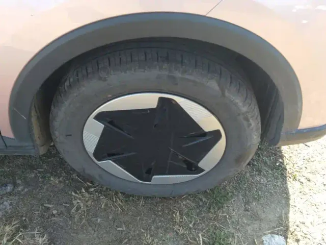 Geely Geometry E Firefly — Фото автомобиля 6