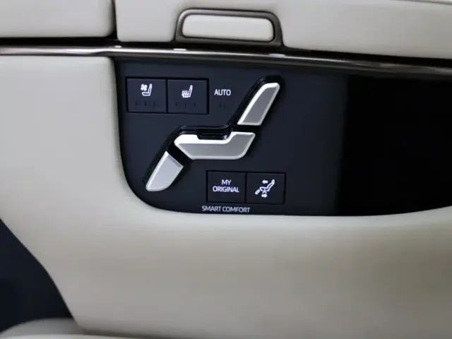 Toyota Alphard — Фото автомобиля 22