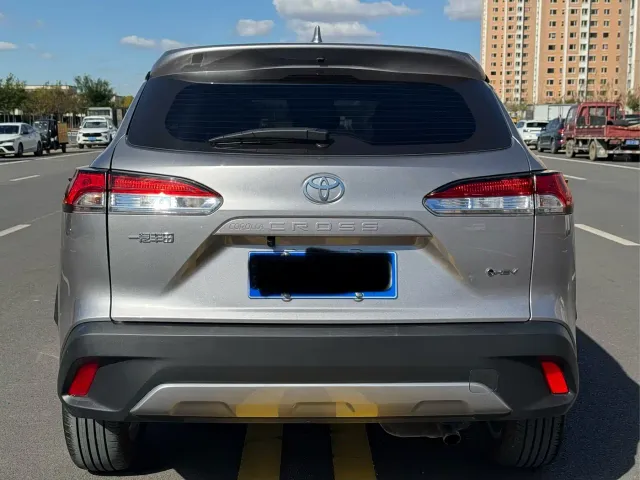 Toyota Corolla Cross — Фото автомобиля 7