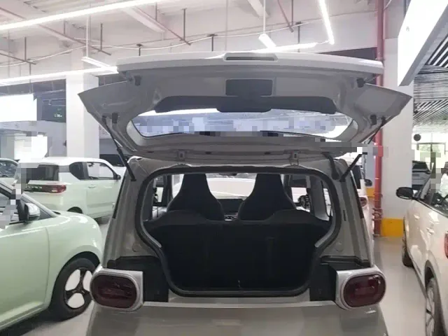 Wuling Hongguang Mini EV — Фото автомобиля 18