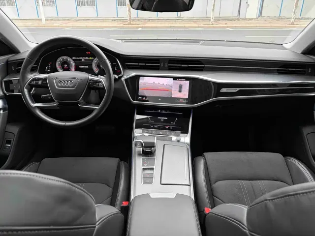 Audi A7L — Фото автомобиля 7