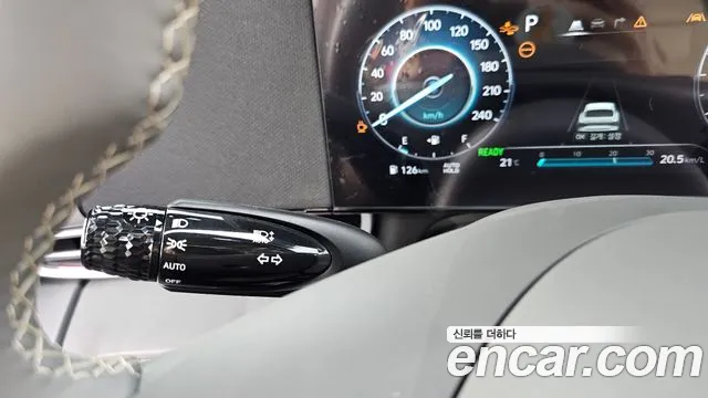 Hyundai AVANTE Inspiration — Фото автомобиля 20